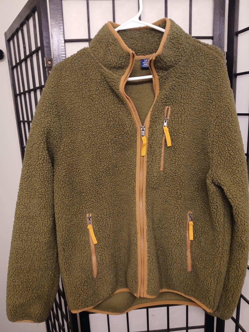 Men's Olive Green Sherpa Zip-Up Jacket Size 38-40